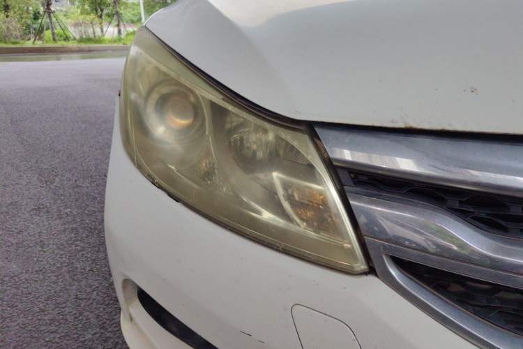 Used BYD Surui 2014 1.5L Automatic Luxury Model Right Front Headlight
