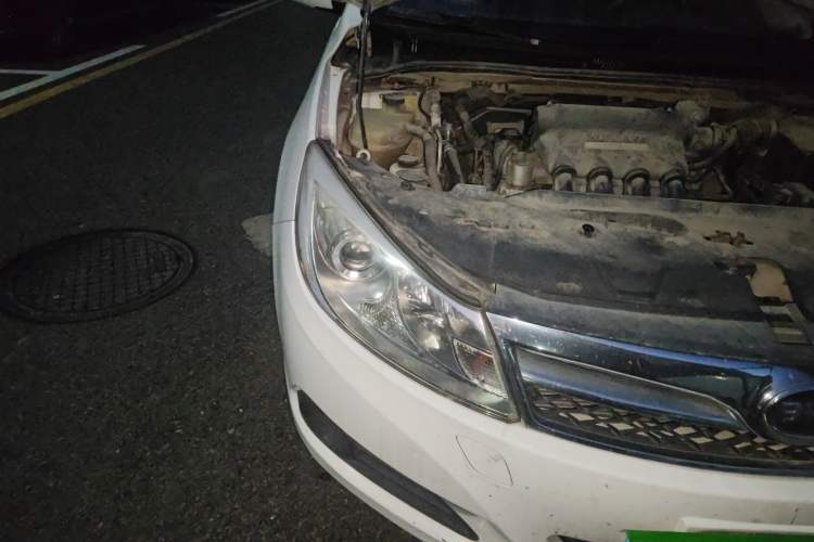 Used BYD Surui 2014 1.5L Manual Luxury Model Right Front Headlight