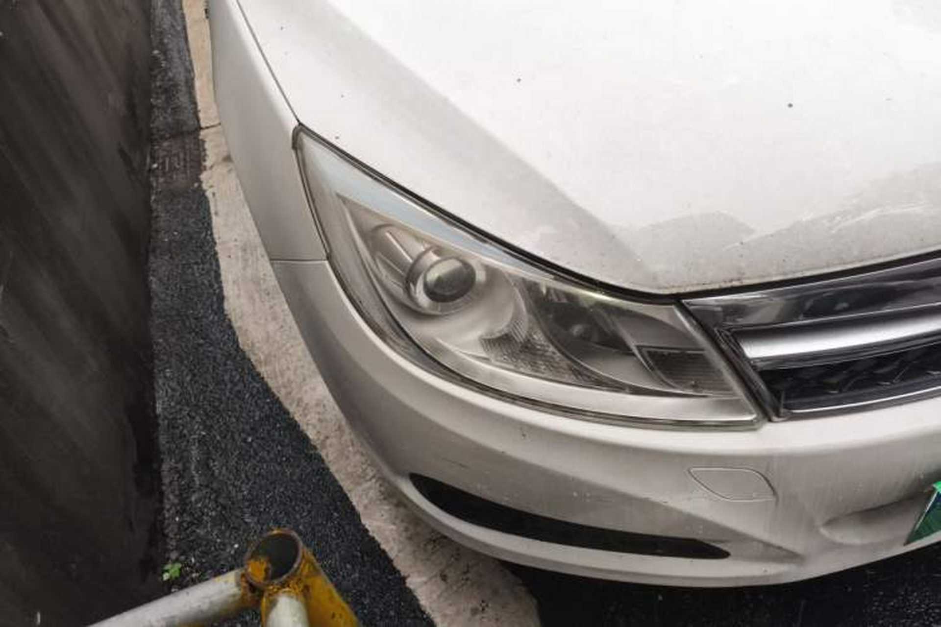Used BYD Surui 2014 1.5L Manual Luxury Model Right Front Headlight