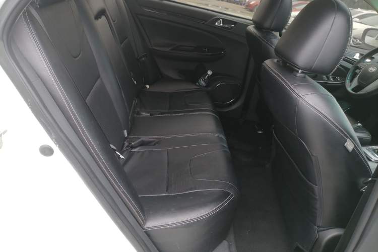 Used BYD Surui 2014 1.5L Manual Luxury Model Right Rear Seat
