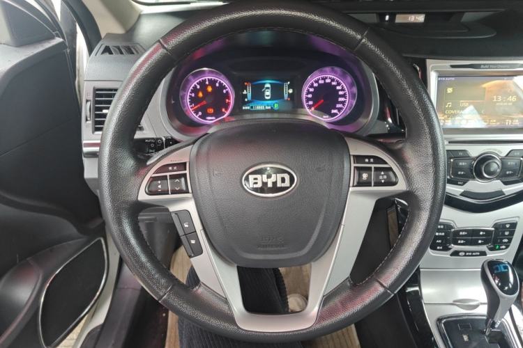 Used BYD Surui 2014 1.5TID Automatic Luxury Model Steering Wheel