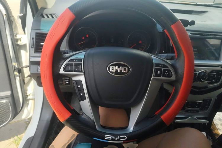 Used BYD Surui 2014 1.5L Manual Luxury Model Steering Wheel