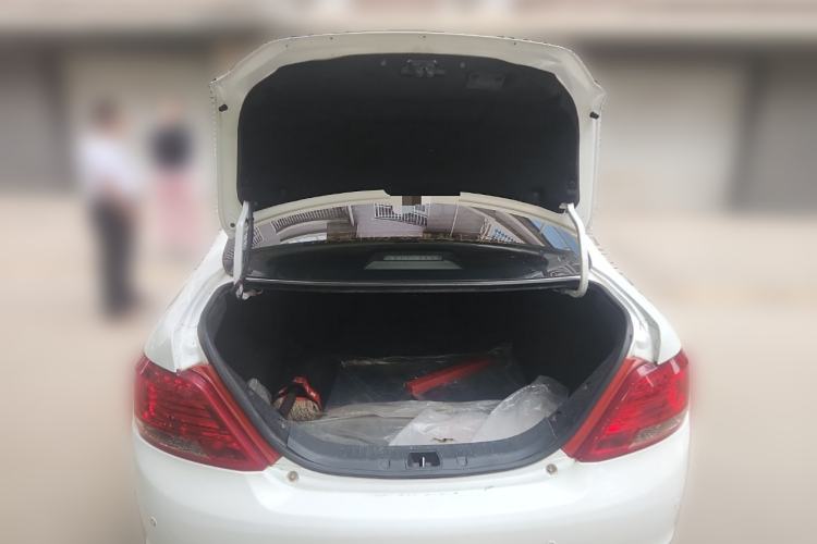 Used BYD Surui 2014 1.5L Manual Luxury Model Trunk