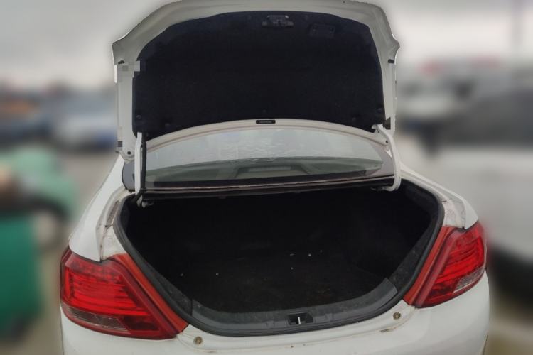 Used BYD Surui 2014 1.5L Manual Luxury Model Trunk