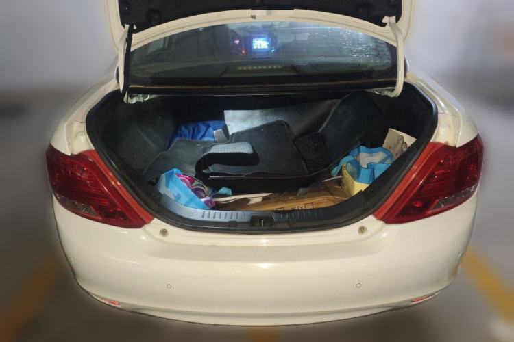 Used BYD Surui 2014 1.5TI Manual Luxury Edition Trunk