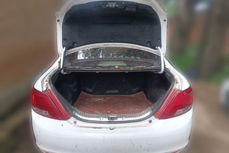 Used BYD Surui 2014 1.5L Manual Luxury Model Trunk