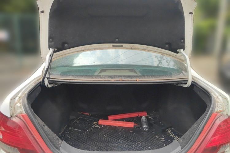 Used BYD Surui 2014 1.5L Manual Luxury Model Trunk
