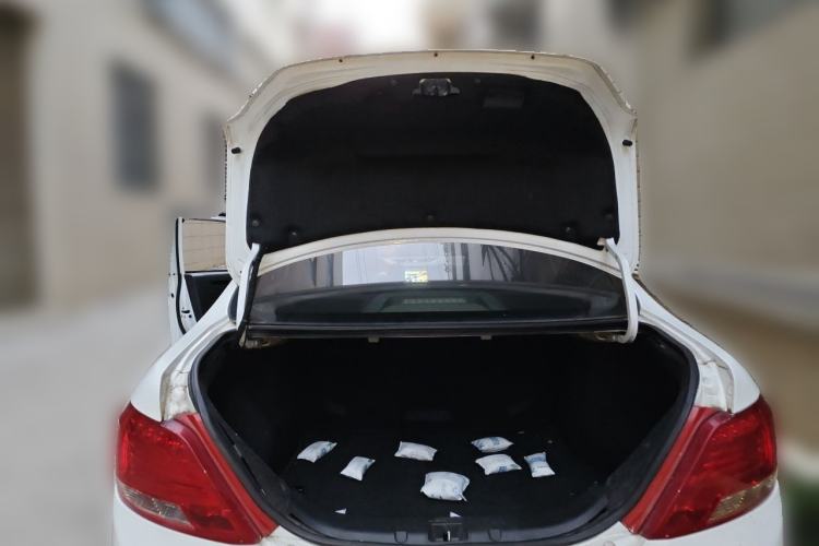 Used BYD Surui 2014 1.5L Manual Luxury Model Trunk