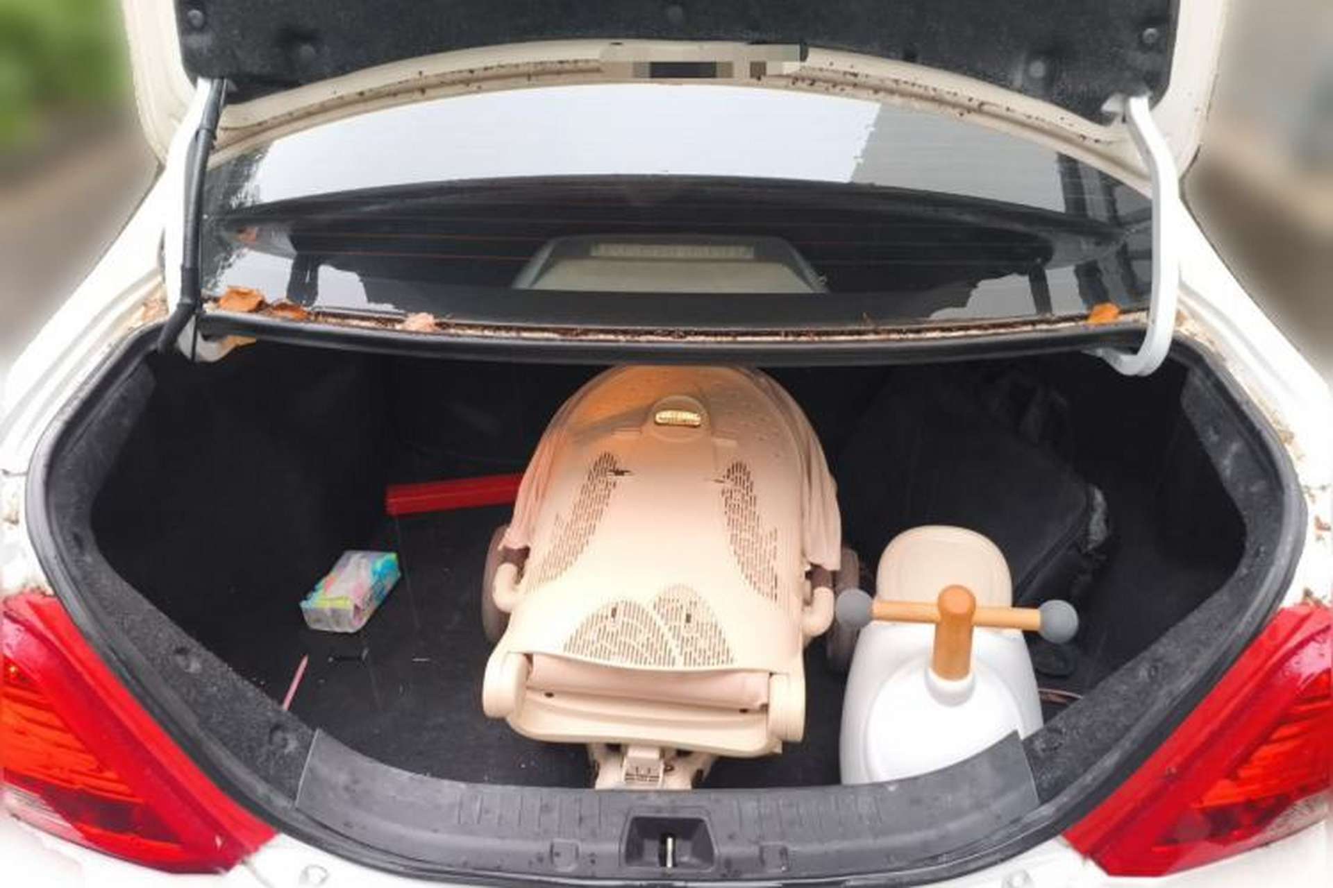 Used BYD Surui 2014 1.5L Manual Luxury Model Trunk