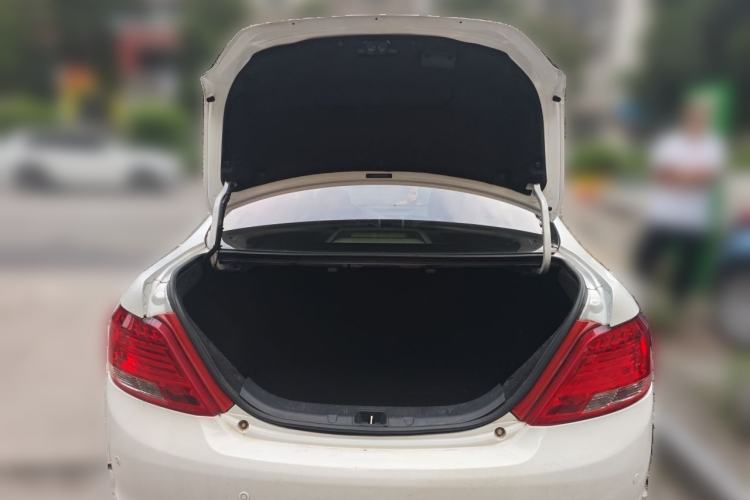 Used BYD Surui 2014 1.5L Manual Luxury Model Trunk