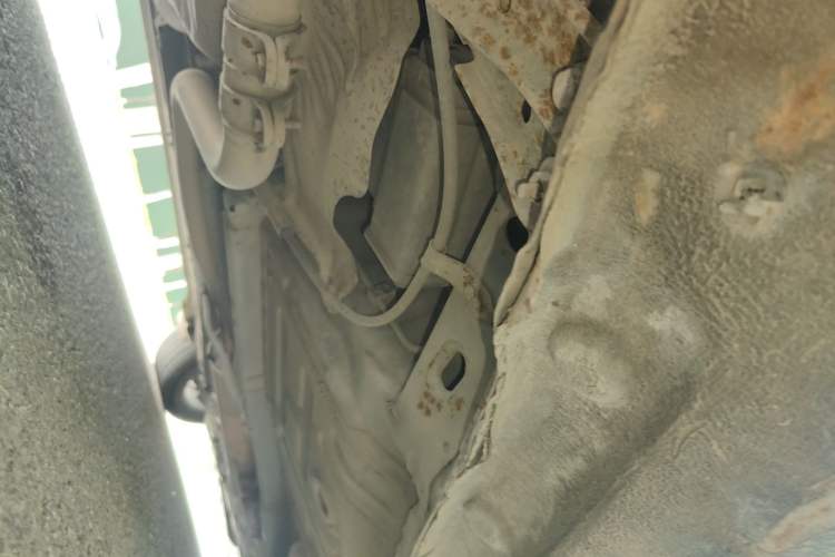 Used BYD Surui 2015 1.5L Manual Luxury Model Chassis Rear Right