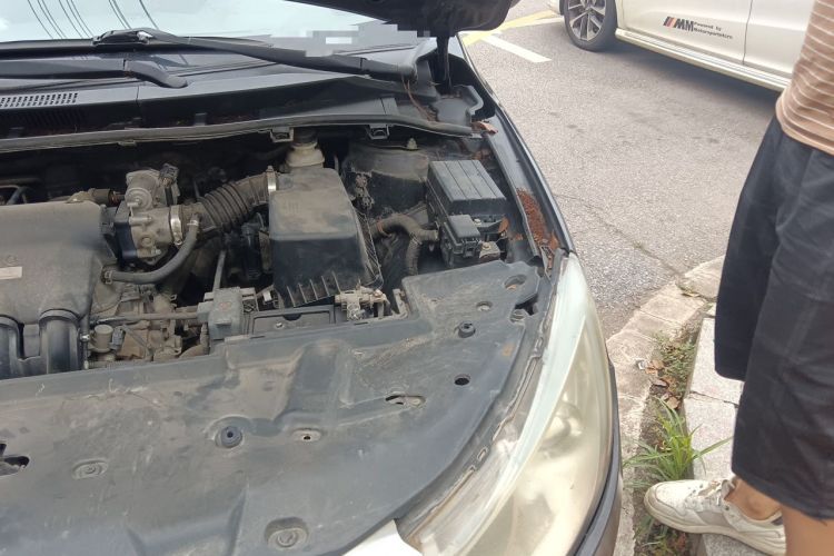 Used BYD Surui 2015 1.5L Manual Luxury Model Engine Bay Left