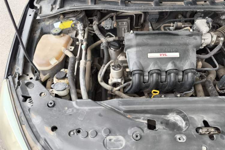 Used BYD Surui 2015 1.5L Manual Luxury Model Engine Bay Right