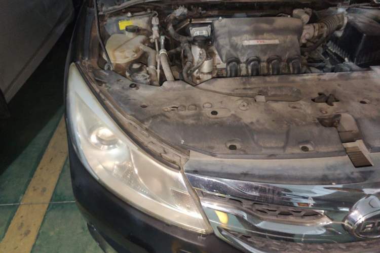 Used BYD Surui 2015 1.5L Manual Luxury Model Engine Bay Right