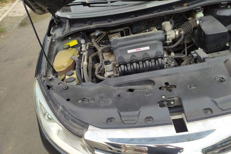 Used BYD Surui 2015 1.5L Manual Luxury Model Engine Bay Right