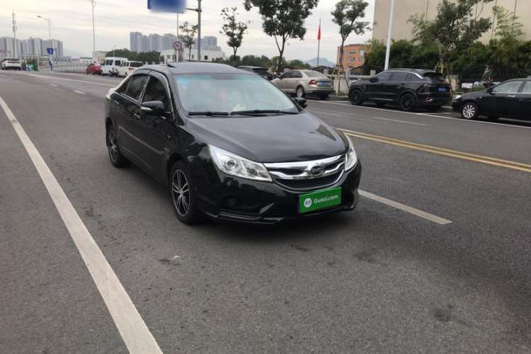 Used BYD Surui 2015 1.5L Automatic Luxury Model Exterior 2