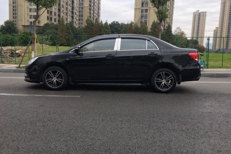 Used BYD Surui 2015 1.5L Automatic Luxury Model Exterior 3