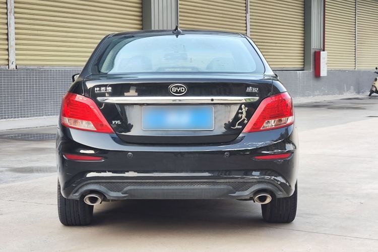 Used BYD Surui 2015 Revised Version 1.5L Manual Luxury Edition Exterior 4