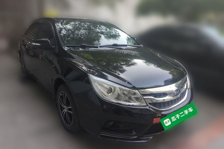 Used BYD Surui 2015 1.5L Manual Luxury Model Front Right 45 Deg