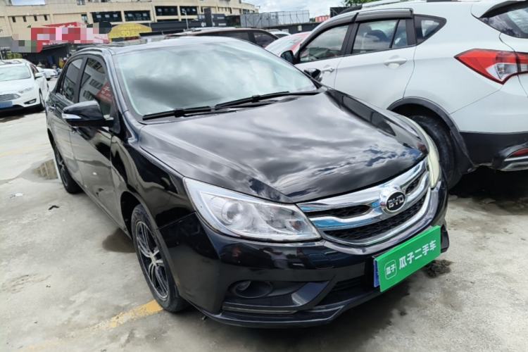 Used BYD Surui 2015 Revised Version 1.5L Manual Luxury Edition Front Right 45 Deg