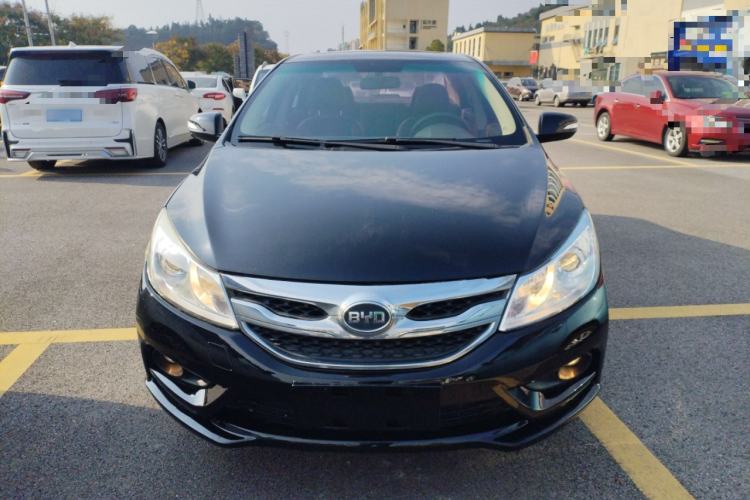 Used BYD Surui 2015 Revised Version 1.5L Manual Luxury Edition Front