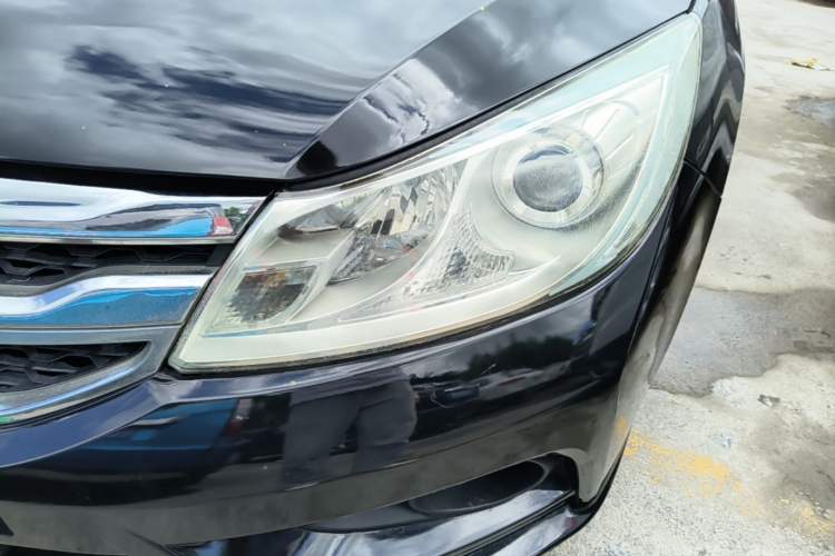 Used BYD Surui 2015 Revised Version 1.5L Manual Luxury Edition Left Front Headlight