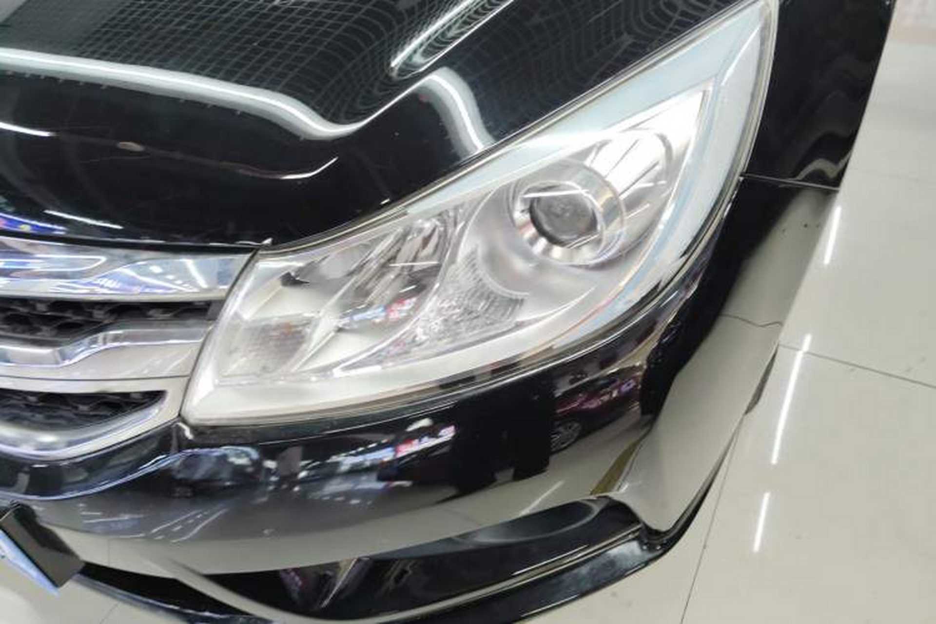 Used BYD Surui 2015 Revised Version 1.5L Manual Luxury Edition Left Front Headlight