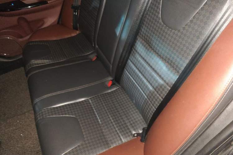 Used BYD Surui 2015 1.5L Manual Luxury Model Left Rear Seat