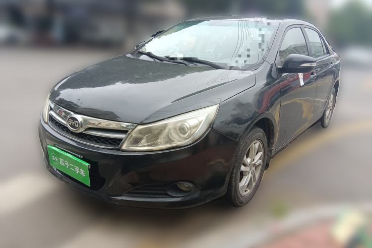 Used BYD Surui 2015 1.5L Manual Luxury Model Guazi used car, China used car export, Used car for sale, Used BYD cars, Cheapest cars for sale
