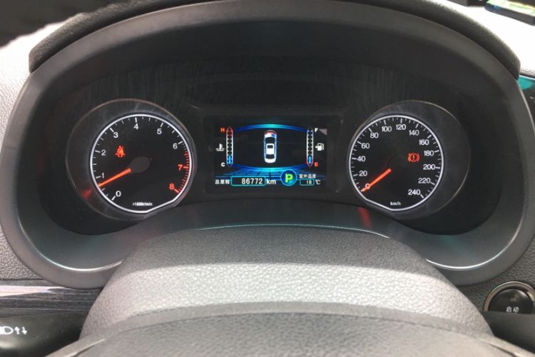 Used BYD Surui 2015 1.5L Automatic Luxury Model Odometer Close Up