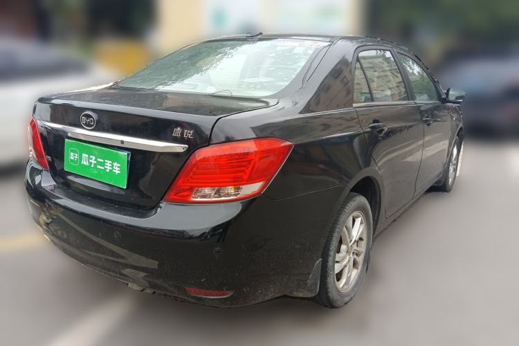 Used BYD Surui 2015 1.5L Manual Luxury Model Rear Right 45 Deg