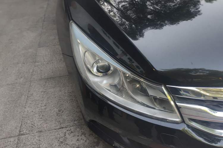 Used BYD Surui 2015 1.5L Manual Luxury Model Right Front Headlight