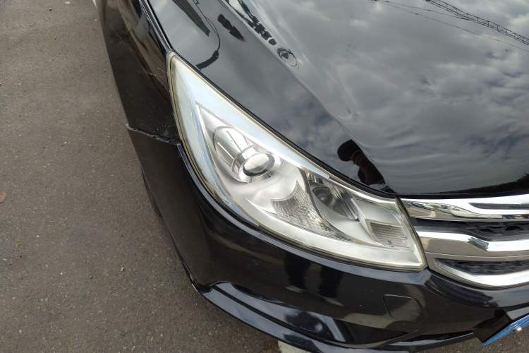 Used BYD Surui 2015 1.5L Manual Luxury Model Right Front Headlight