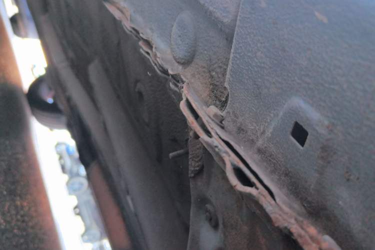 Used BYD Surui 2015 1.5L Manual Luxury Model Chassis Front Right