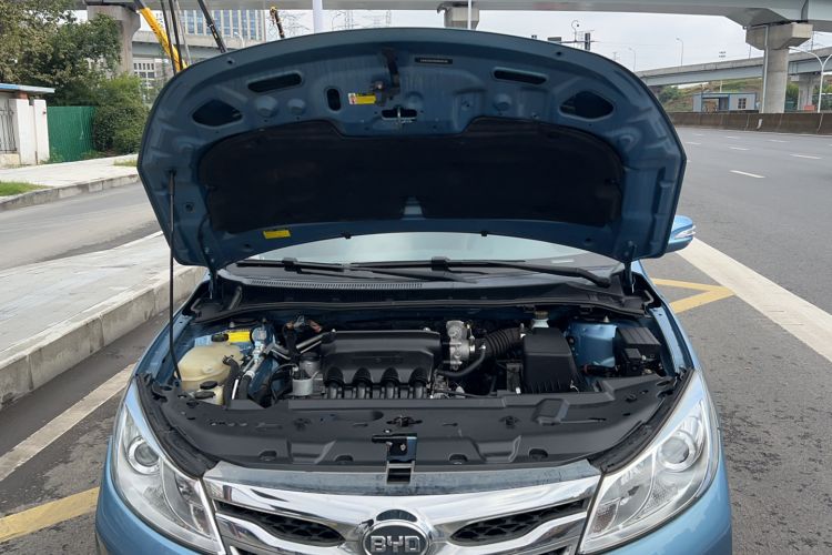 Used BYD Surui 2015 1.5L Manual Luxury Model Engine Bay