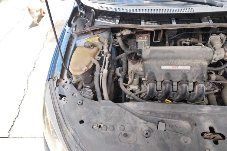 Used BYD Surui 2015 1.5L Manual Luxury Model Engine Bay Right