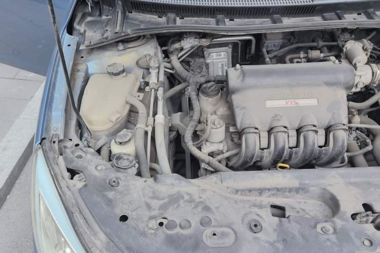 Used BYD Surui 2015 1.5L Manual Luxury Model Engine Bay Right