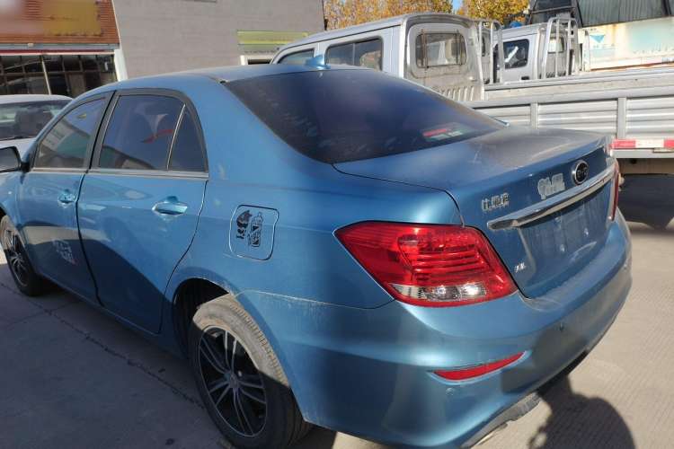 Used BYD Surui 2015 Revised Version 1.5L Manual Luxury Edition Exterior 5