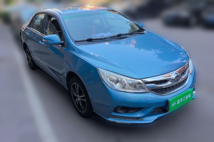 Used BYD Surui 2015 1.5L Manual Luxury Model Front Right 45 Deg