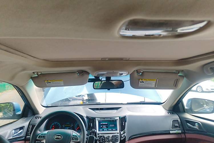 Used BYD Surui 2015 1.5L Manual Luxury Model Headliner