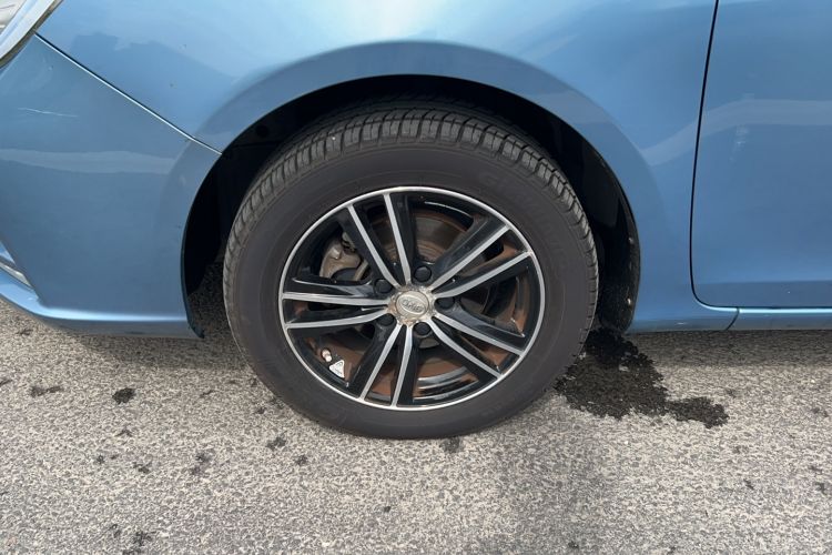 Used BYD Surui 2015 1.5L Manual Luxury Model Left Front Wheel Hub