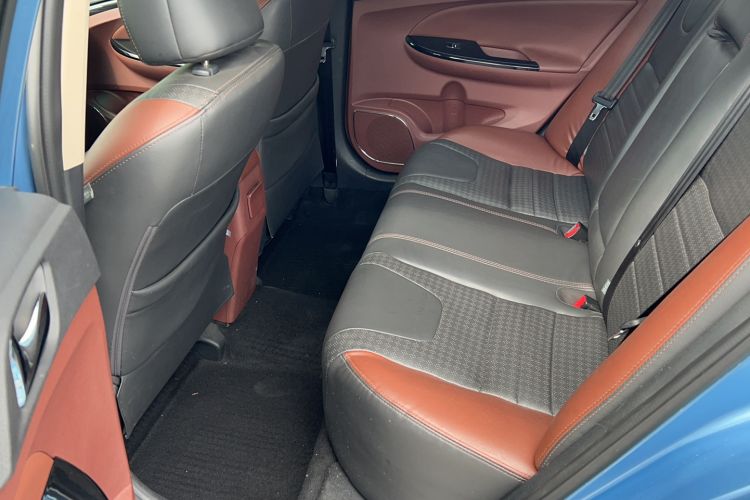 Used BYD Surui 2015 1.5L Manual Luxury Model Left Rear Seat