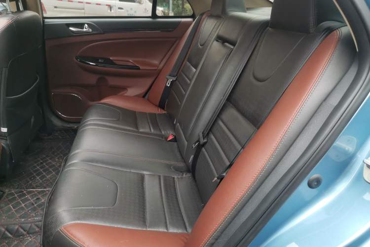 Used BYD Surui 2015 Revised Version 1.5L Manual Luxury Edition Left Rear Seat