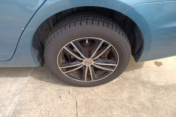 Used BYD Surui 2015 1.5L Manual Luxury Model Left Rear Wheel Hub