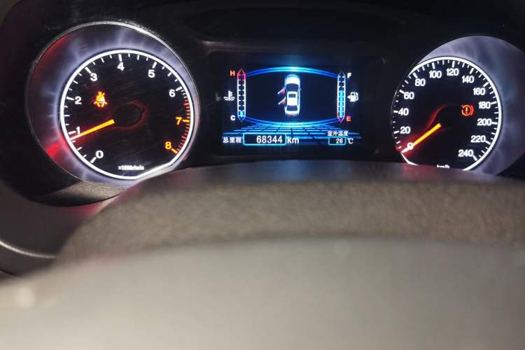 Used BYD Surui 2015 1.5L Manual Luxury Model Odometer Close Up