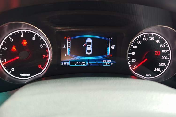 Used BYD Surui 2015 1.5L Manual Luxury Model Odometer Close Up