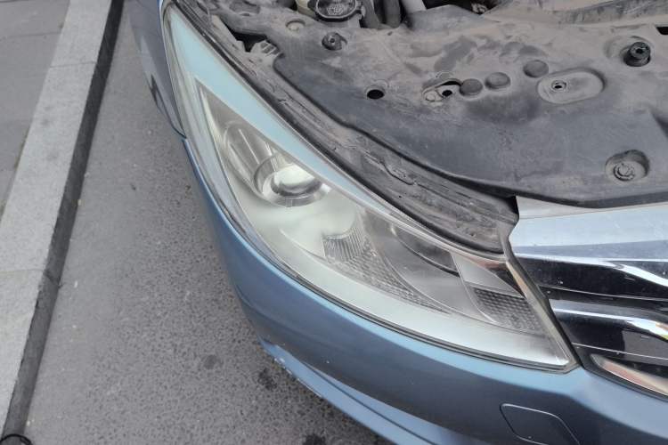 Used BYD Surui 2015 1.5L Manual Luxury Model Right Front Headlight