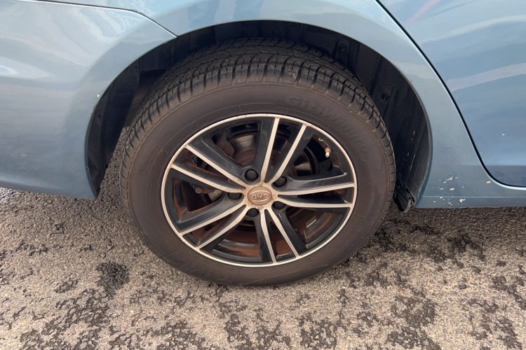 Used BYD Surui 2015 1.5L Manual Luxury Model Right Rear Wheel Hub
