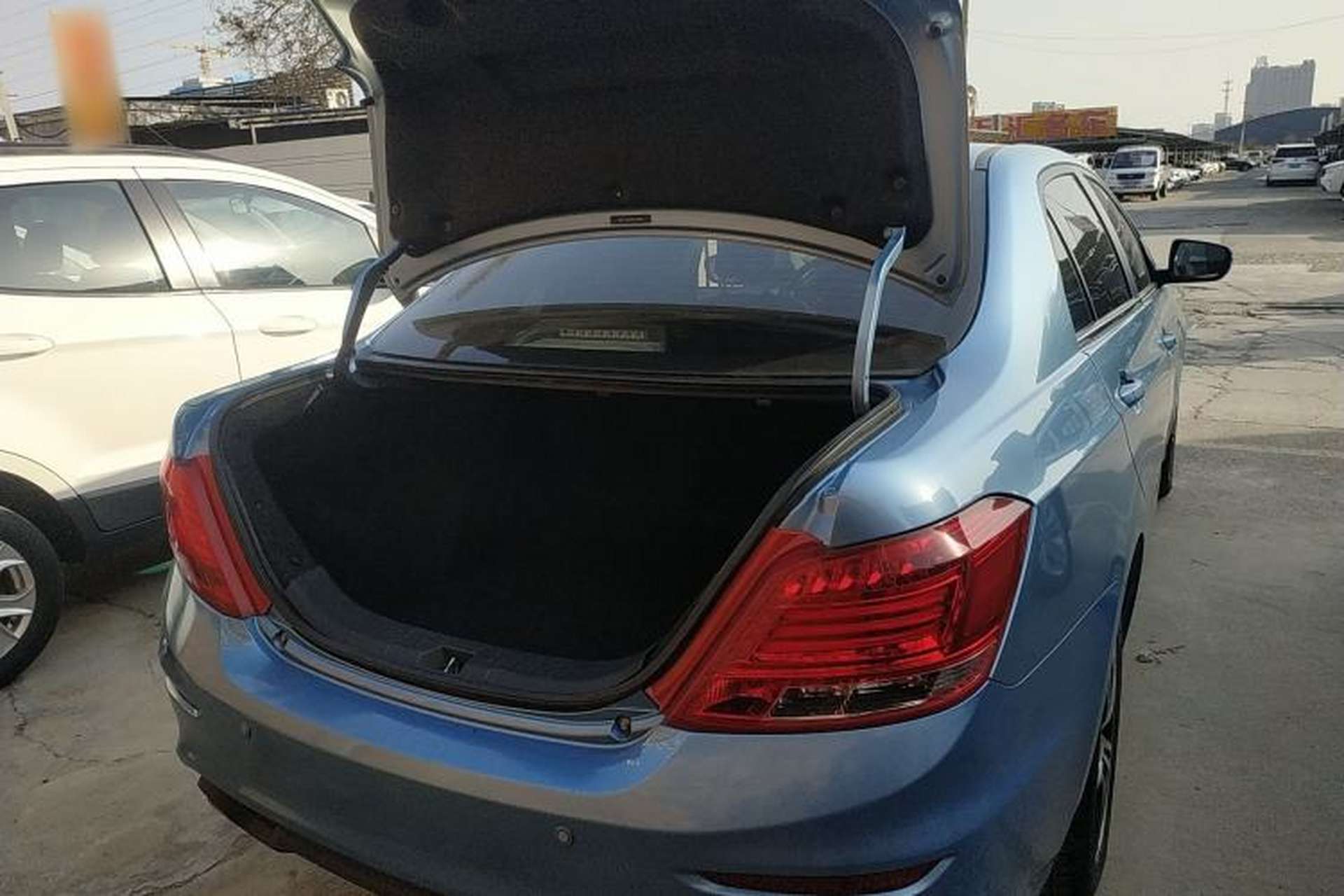 Used BYD Surui 2015 Revised Version 1.5L Manual Luxury Edition Trunk