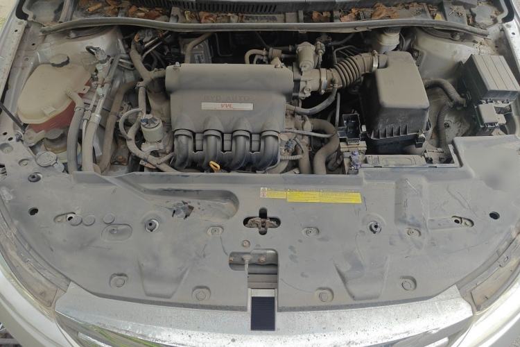 Used BYD Surui 2015 Revised Version 1.5L Manual Luxury Edition Engine Bay